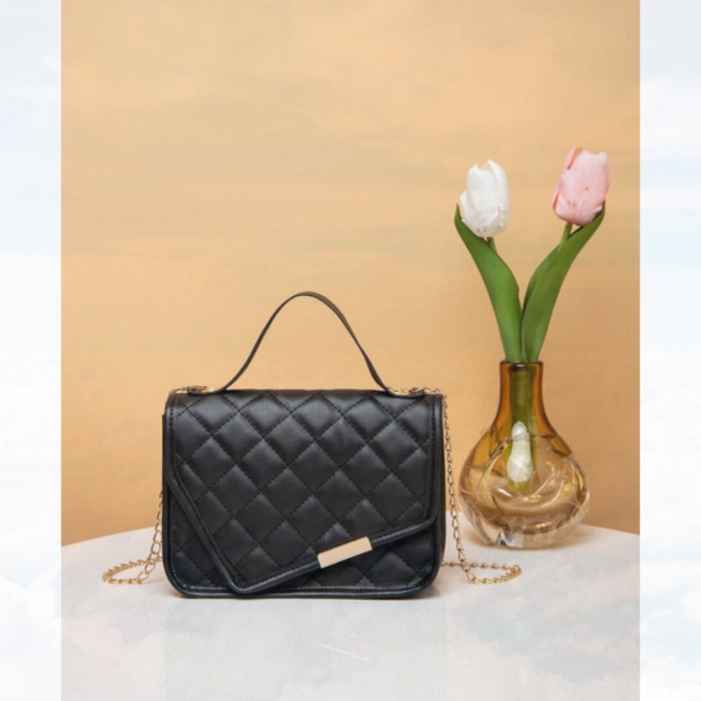 New Quilted Square Bag Black 75